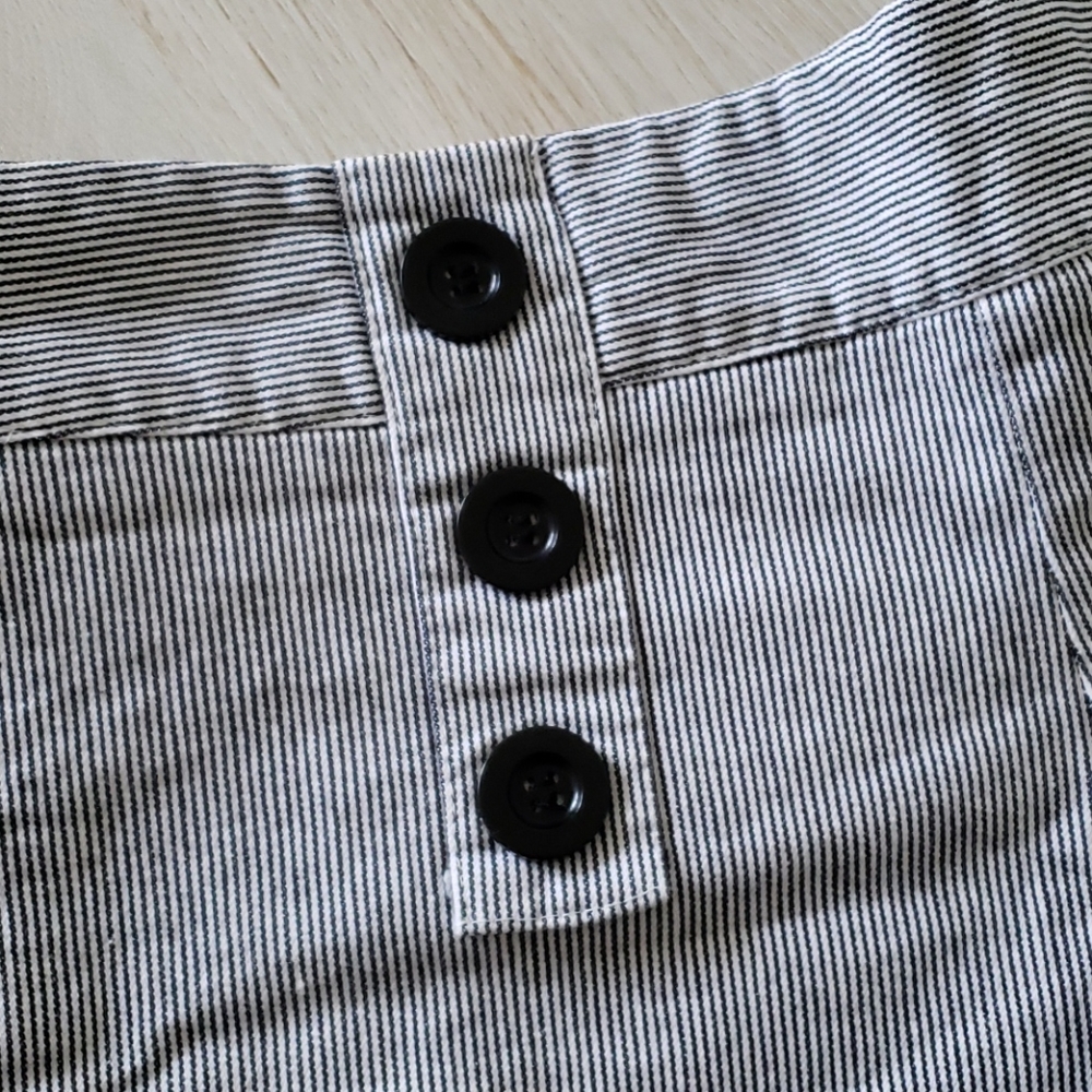 Kontacious Shorts - Picture 4 of 5